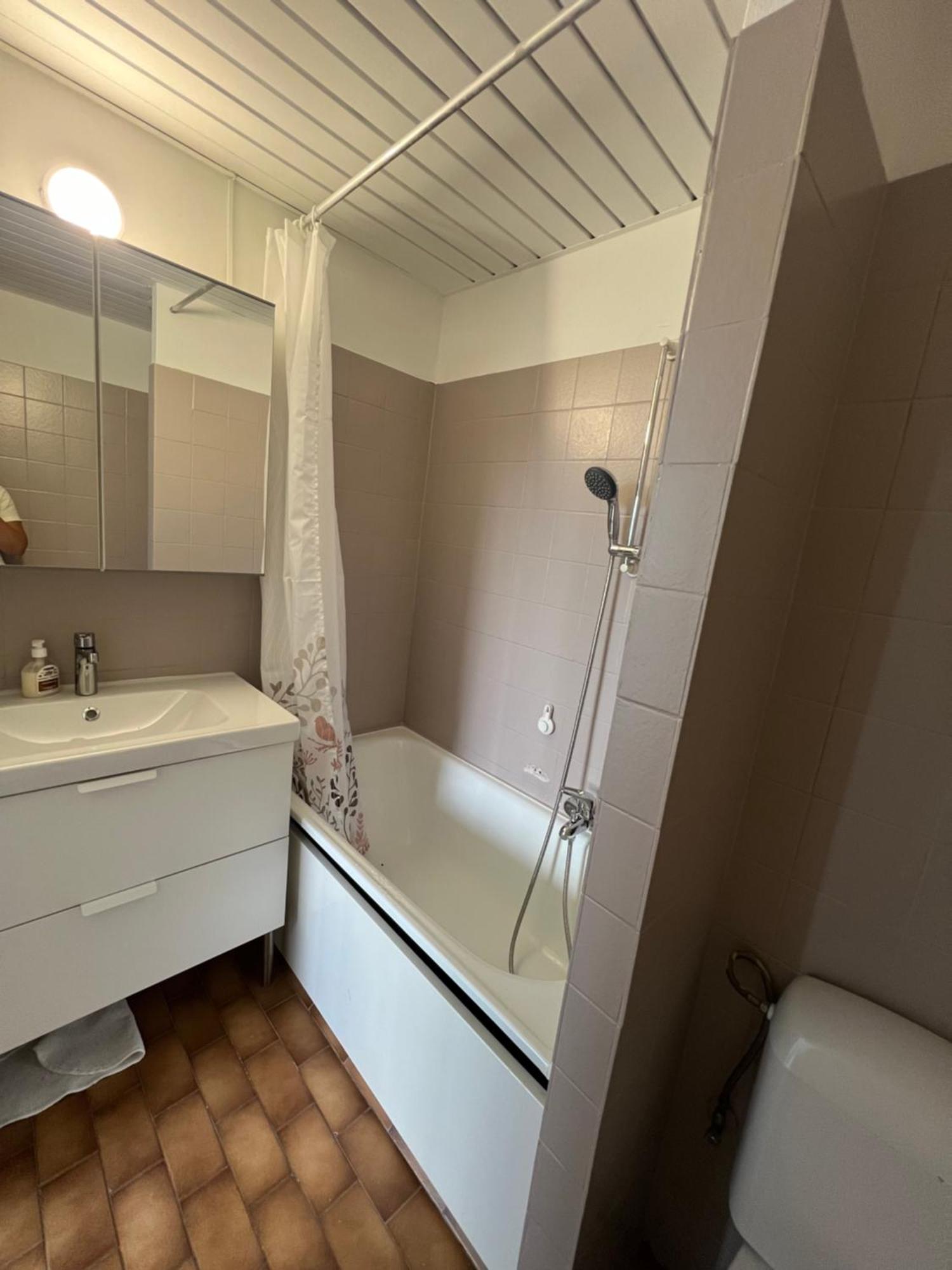 La Cambre Apartment *